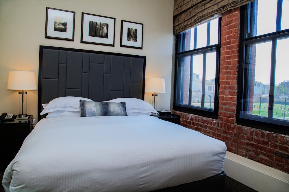 Fairmont Heritage Place Ghirardelli Square - photo 6
