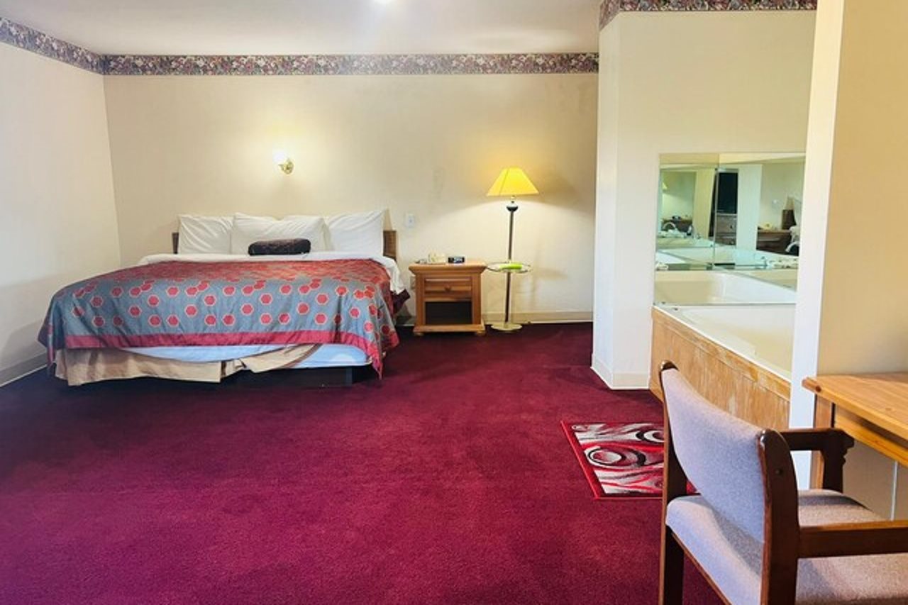 Villa Inn Motel - photo 18