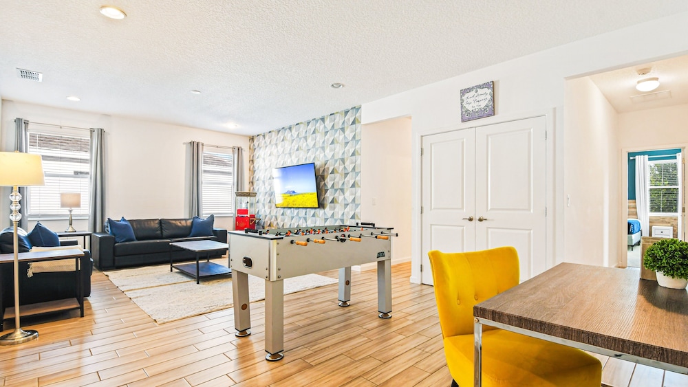 Spacious 12 bed Villa With Pool & Resort Amenities - photo 56
