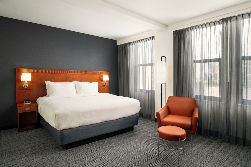 Courtyard by Marriott St. Petersburg Downtown - photo 5