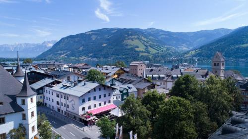 Hotel Steinerwirt1493 in Zell Am See, Austria