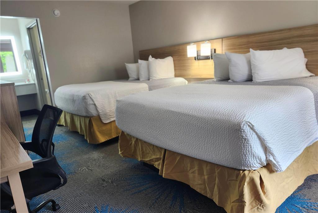 Days Inn by Wyndham Ocean Springs - photo 9