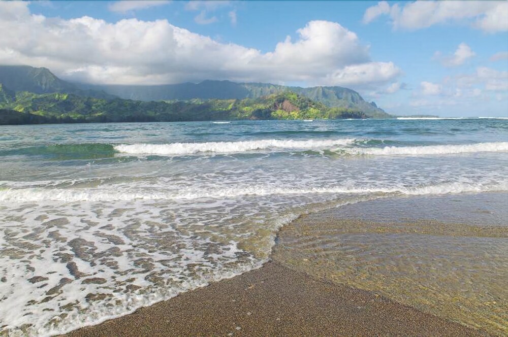 Waipouli Beach Resort H403 2 Br condo by RedAwning - photo 15
