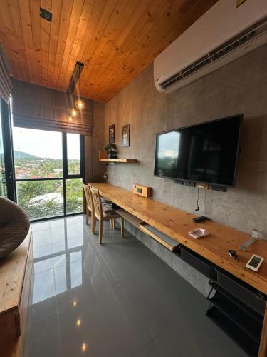 ReLife The Windy NaiHarn — 4-Star Luxury Hotel in Phuket, Thailand