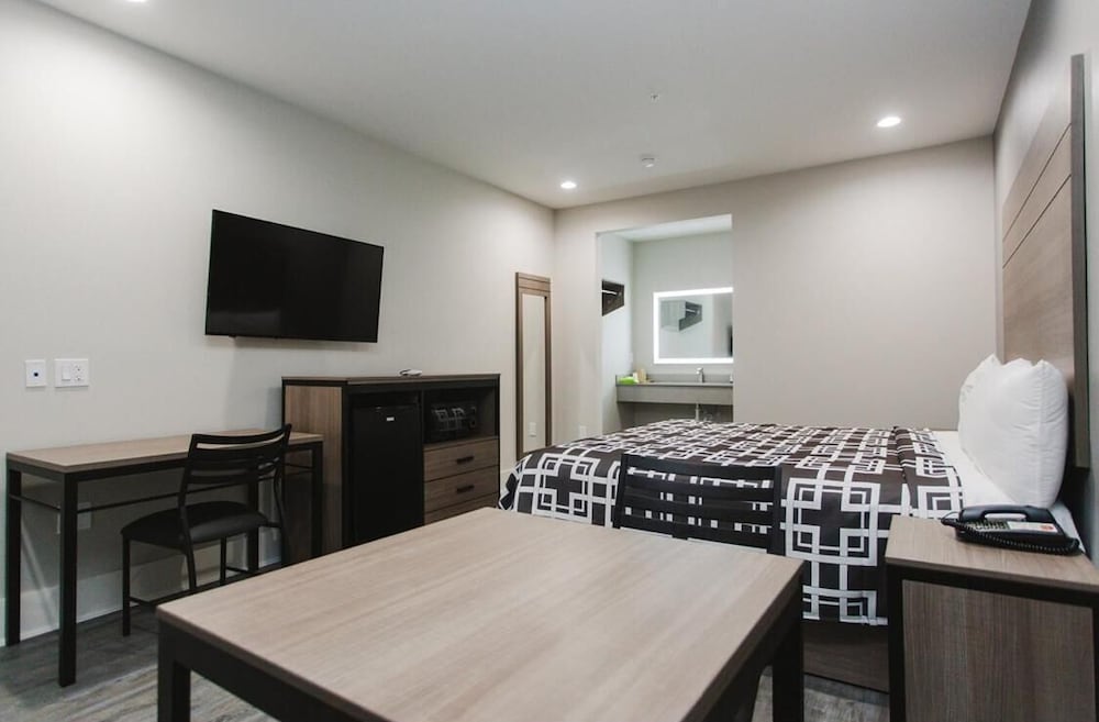 Palace Inn Conroe - photo 18
