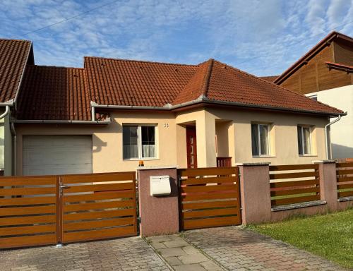 K33 — 4-Star Luxury Hotel in Tiszaujvaros, Hungary