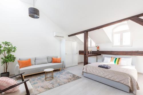 Rustic Central Studios by LH — 4-Star Luxury Hotel in Budapest, Hungary