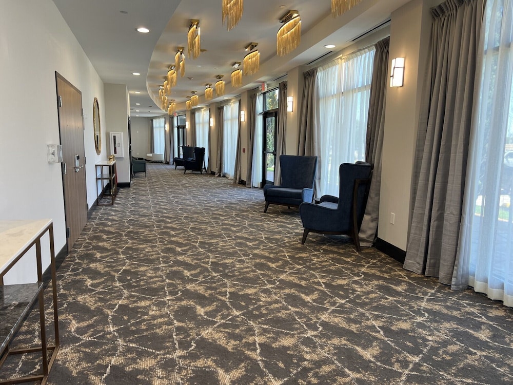 DoubleTree by Hilton Fort Worth Fossil Creek - photo 56