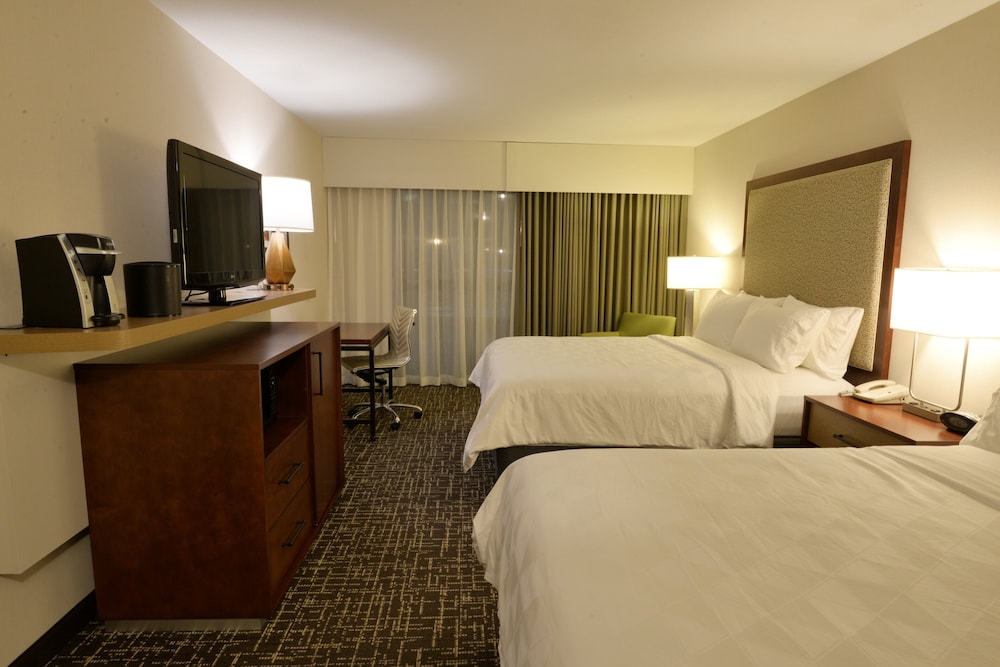 Holiday Inn Hotel & Suites Minneapolis Lakeville by IHG - photo 15