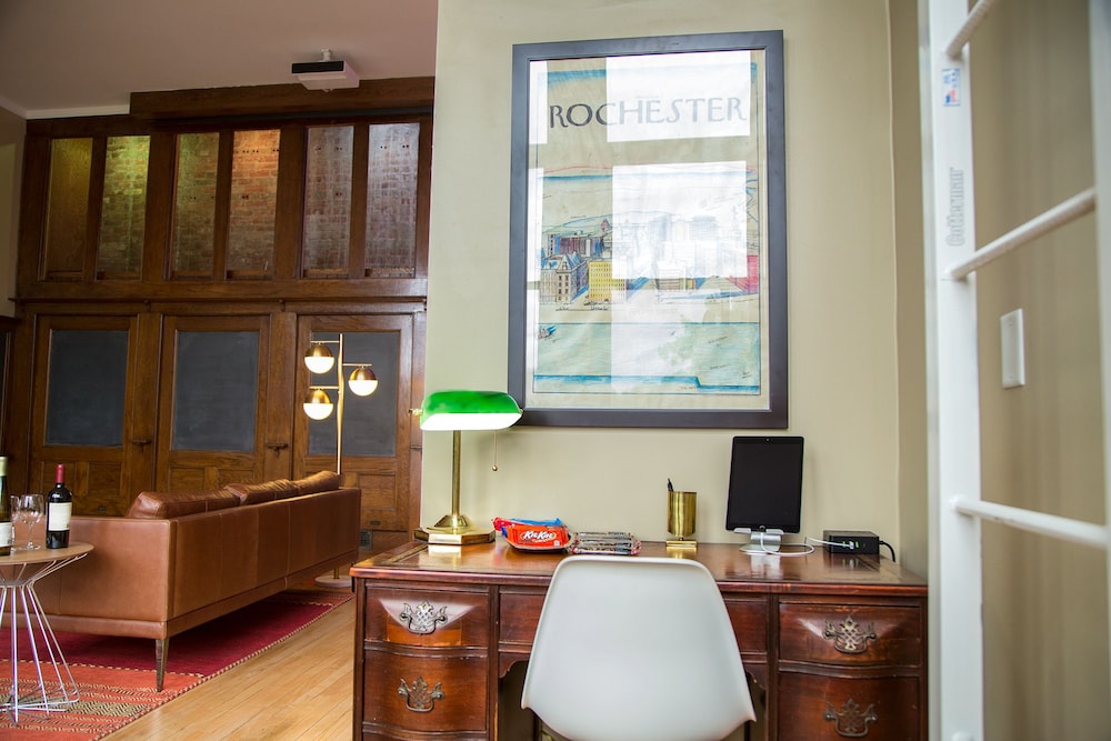 School 31 Lofts at Colors Studios - photo 55