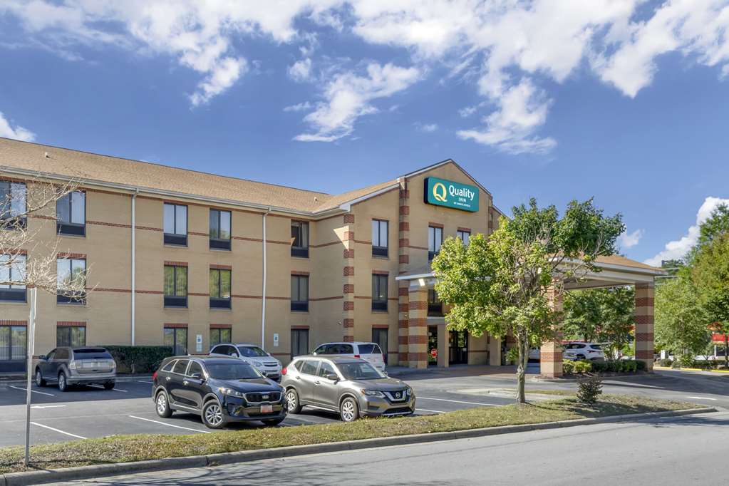 Quality Inn Raleigh Downtown - photo 2