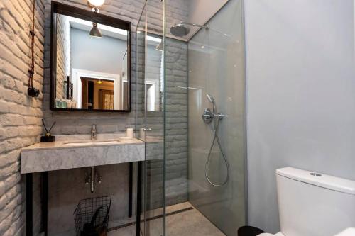 Stylish 1BR apt Close to Rustaveli Avenue
