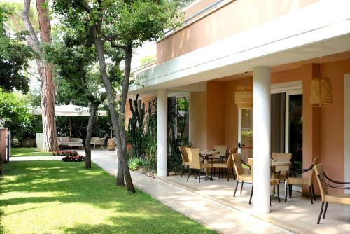 Hotel Piccolo Mondo — Camaiore — photo 3