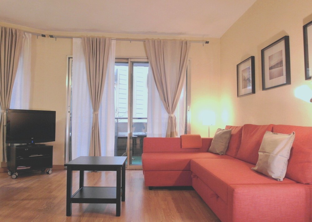 DFlat Escultor Madrid 106 Apartments hotel Almagro Madrid