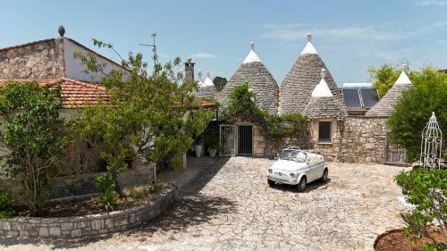 Trullo Alba in Cisternino, Italy