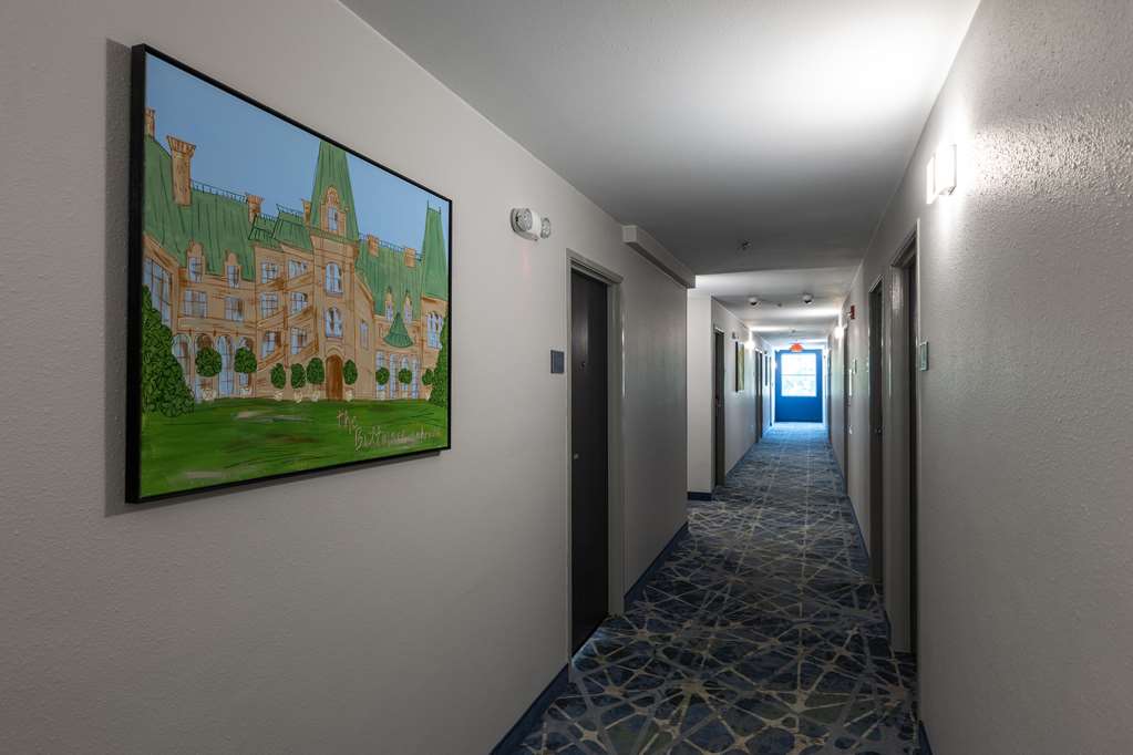 Rodeway Inn & Suites near Outlet Mall Asheville - photo 7