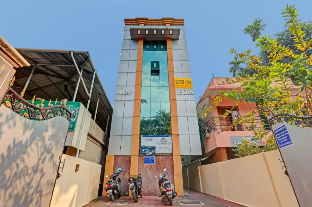Spot On The New View Regency - last minute hotel in Thiruvananthapuram