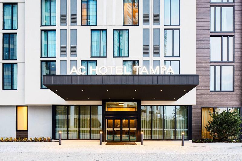 AC Hotel by Marriott Tampa Airport - photo 14