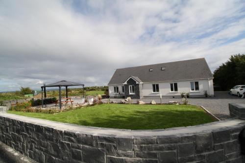 Atlantic Retreat Lodge — 4-Star Luxury Hotel in Kilmallock, Republic of Ireland
