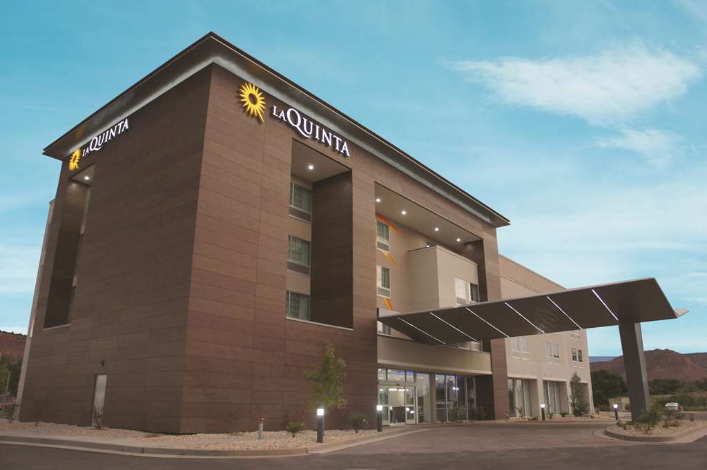 La Quinta Inn & Suites by Wyndham Kanab - featured photo