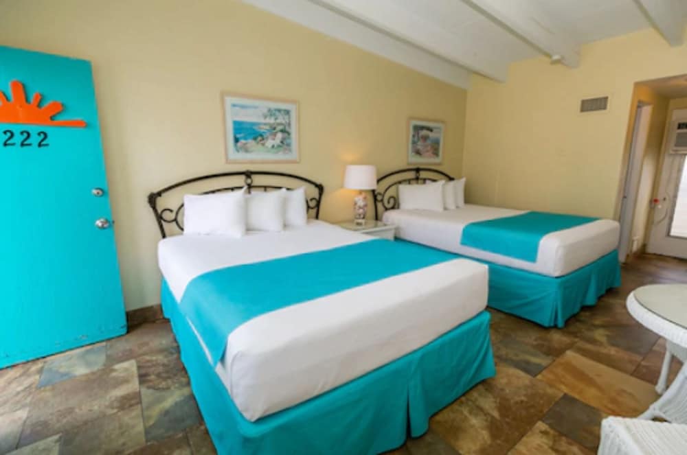 Aztec Motel - photo 7