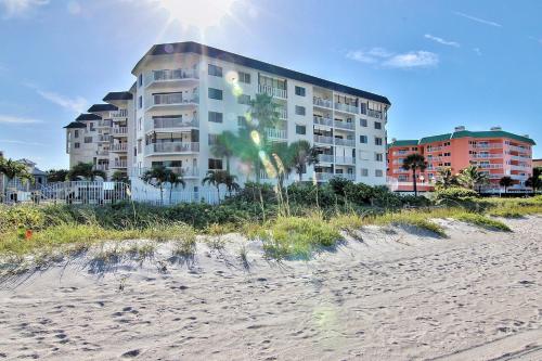 Beach Palms 405 — hotel in Indian Shores