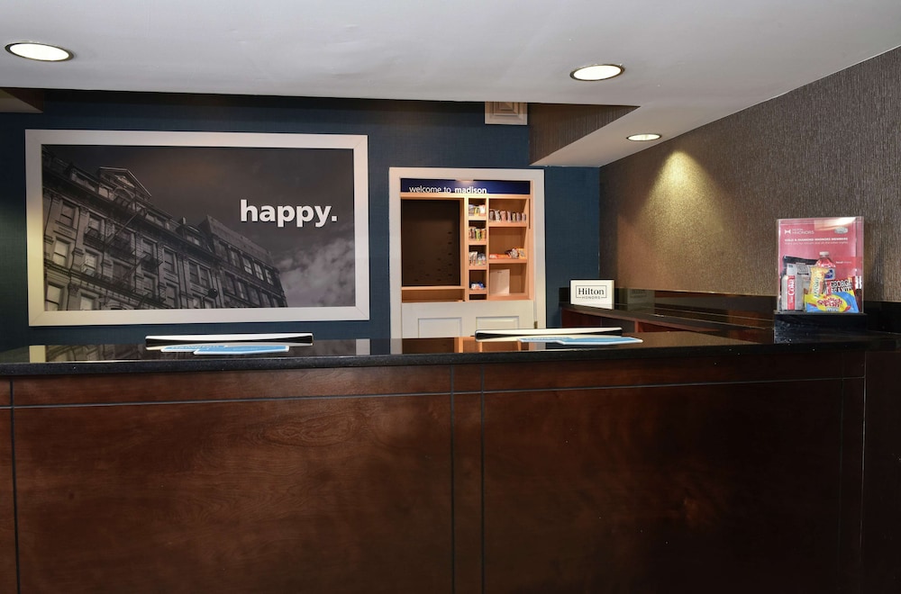Hampton Inn Madison - photo 2