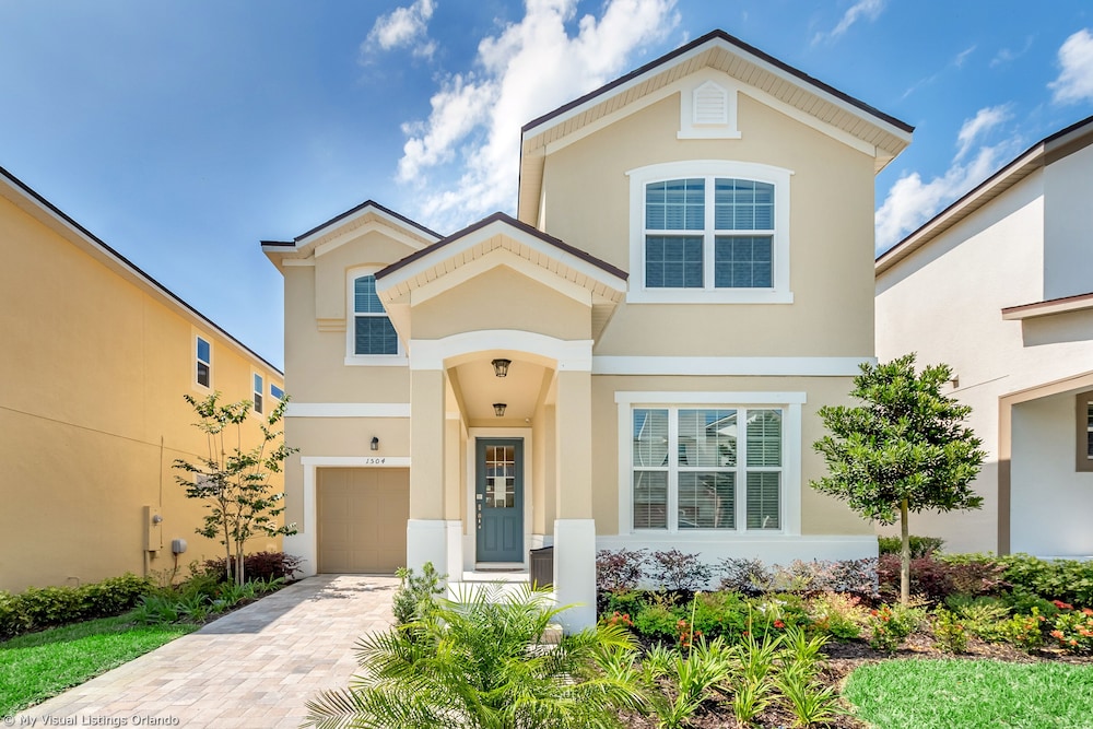 Spectacular 6 Bedroom 5 Bathroom House — 4-Star Luxury Hotel in Kissimmee, United States