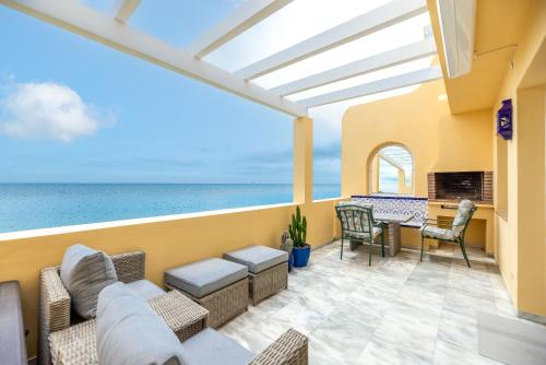 Estepona Beach Apartment — 4-Star Luxury Hotel in Estepona, Spain