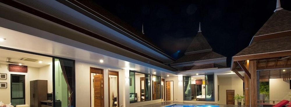 Narintara Private Pool Villas Free Tuk Tuk Service to the Beach — 4-Star Luxury Hotel in Krabi, Thailand