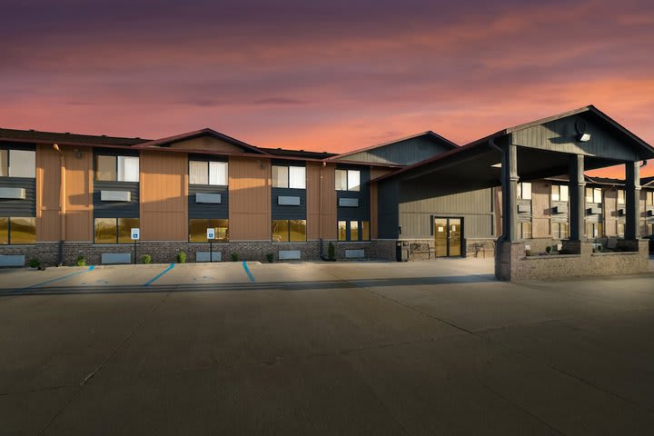 Super 8 by Wyndham Marston - photo 34