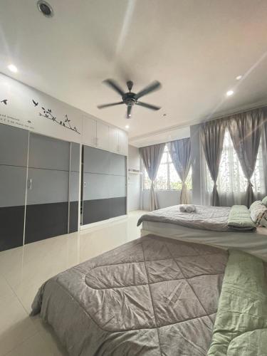 Art Homestay 4 Bedrooms House by Mr Homestay — 4-Star Luxury Hotel in Teluk Intan, Malaysia