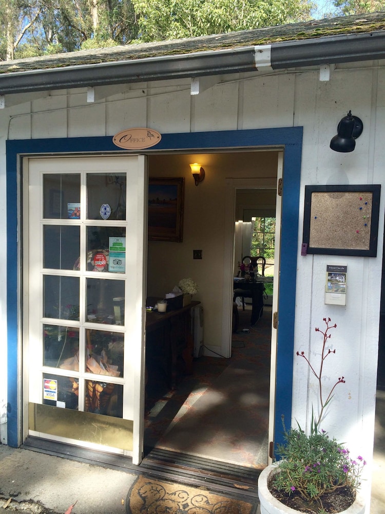 Monarch Cove Inn - photo 101