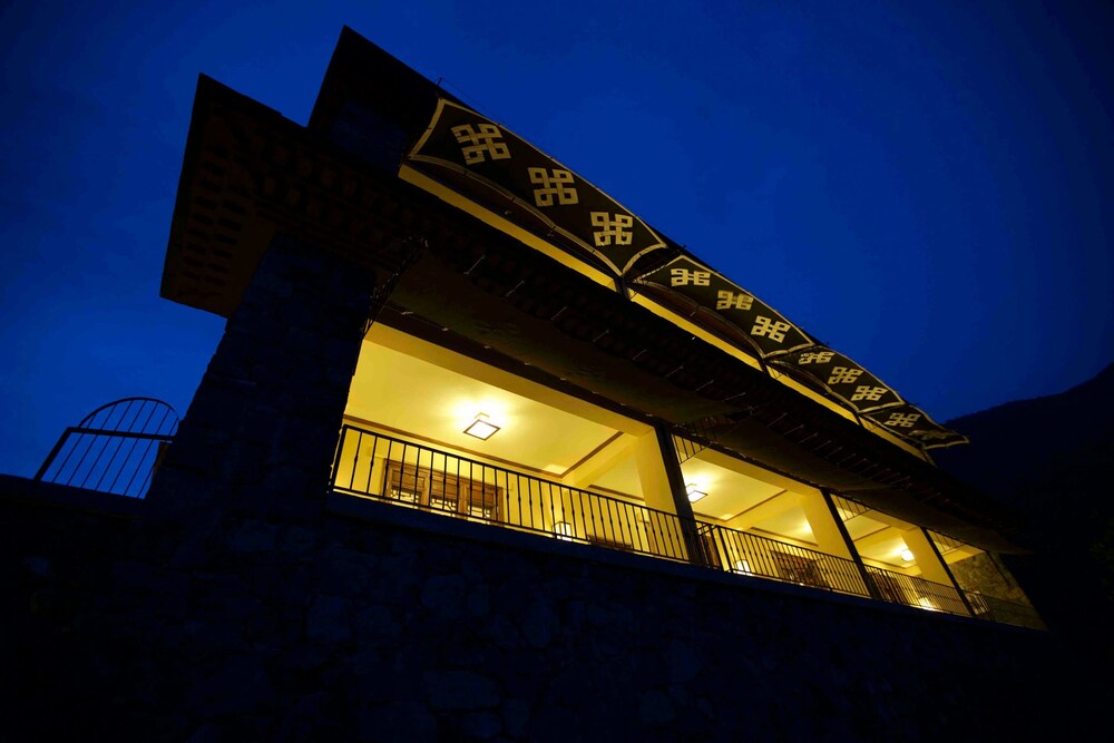 Songtsam Cizhong Lodge — 4-Star Luxury Hotel in Shengping, People's Republic of China