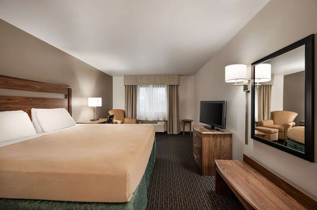 Baymont by Wyndham Buffalo - photo 7
