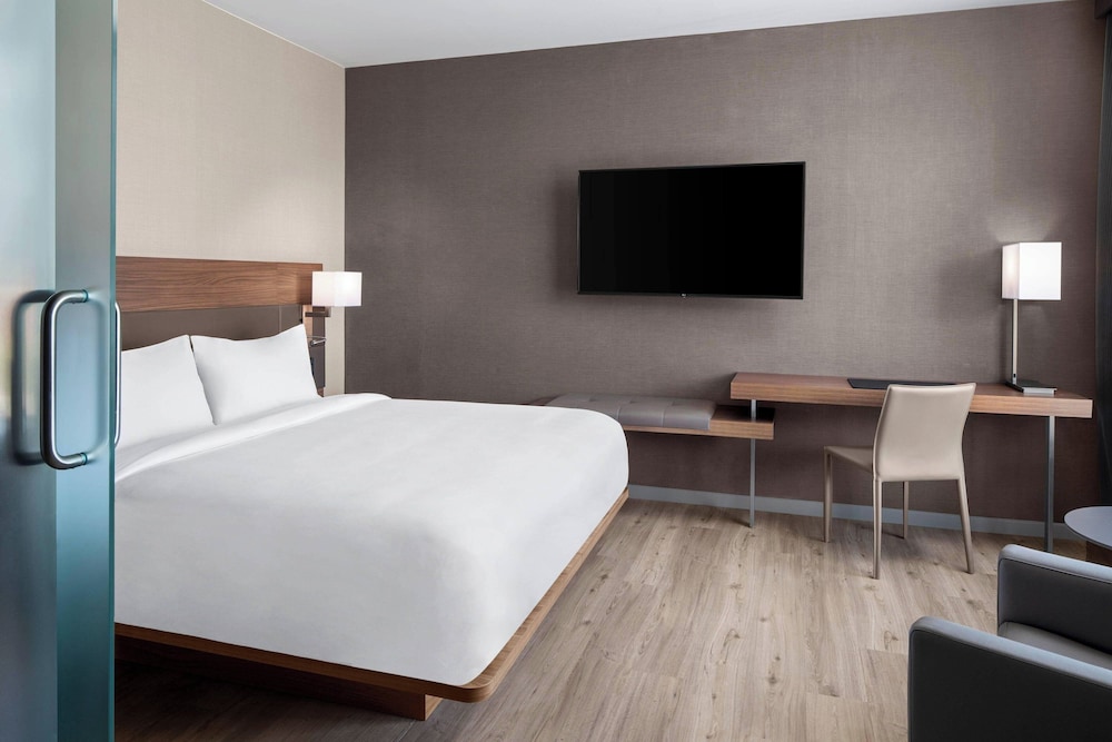 AC Hotel Pittsburgh Downtown - photo 20