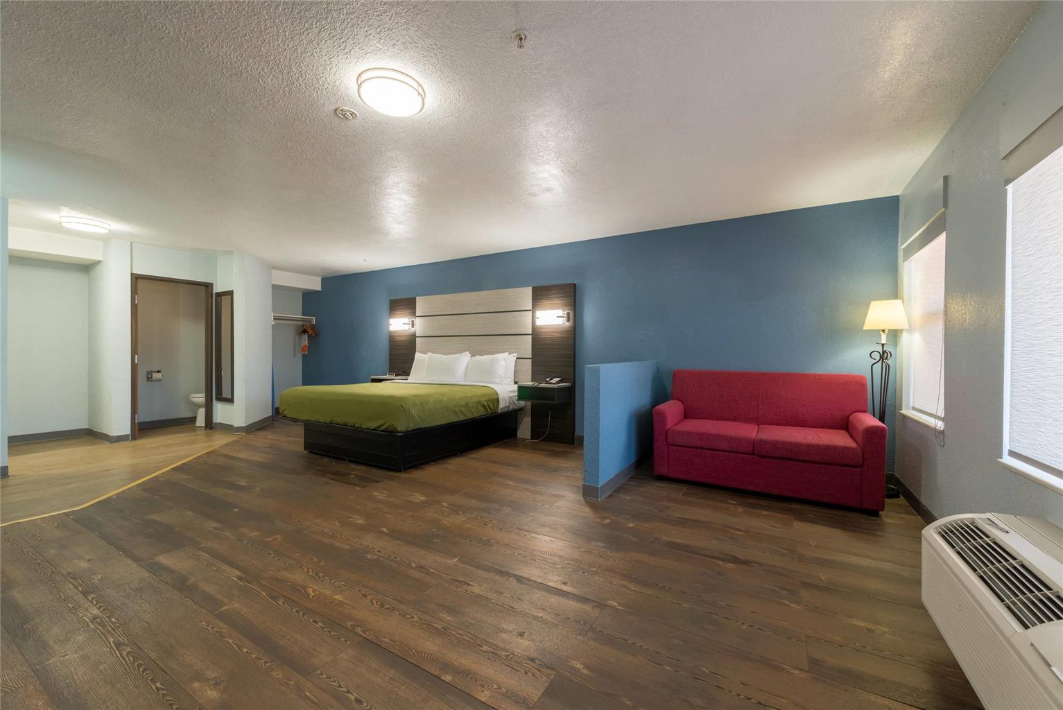 Quality Inn & Suites Manitou Springs at Pikes Peak - photo 26