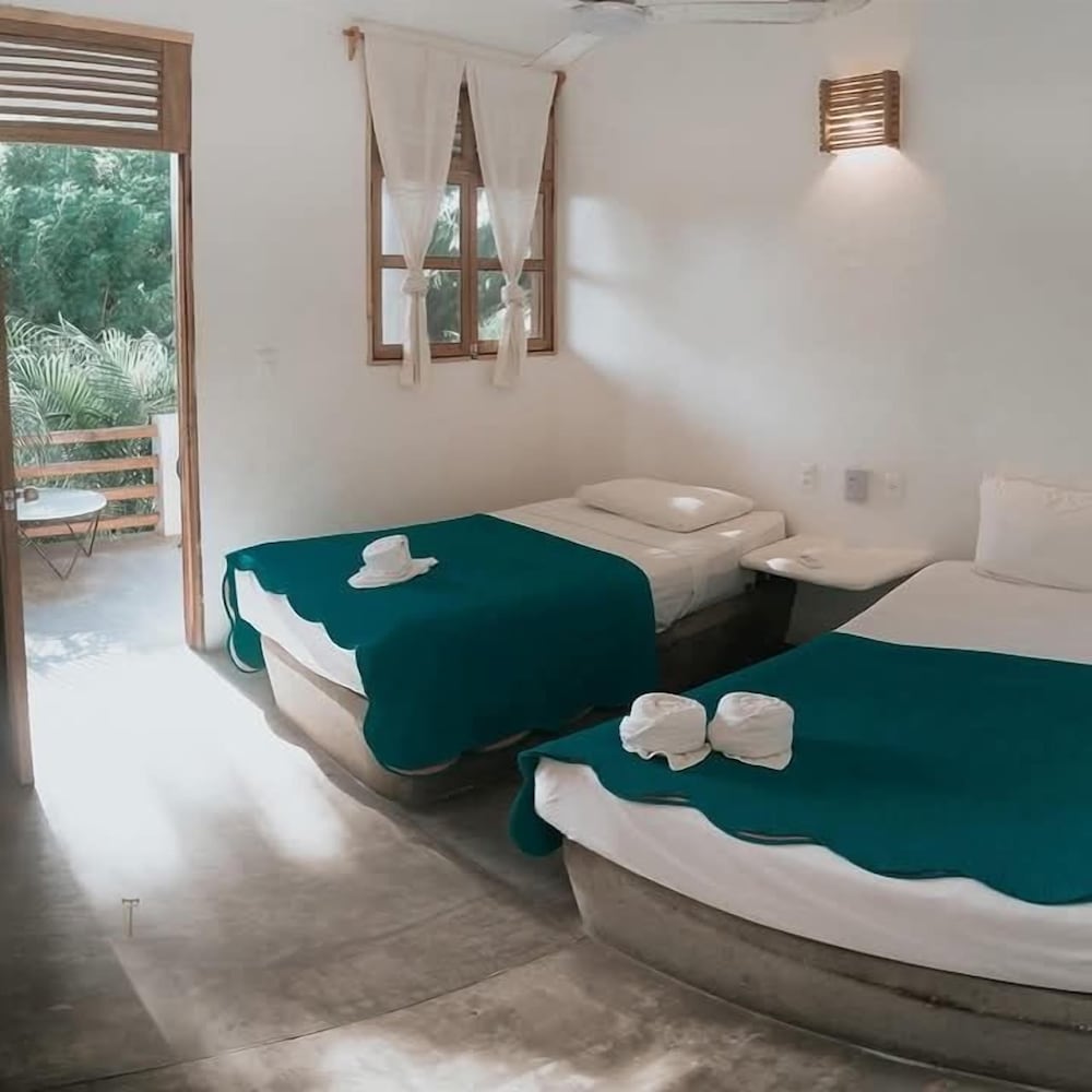 Hp V Beach House — 4-Star Luxury Hotel in Brisas De Zicatela, Mexico