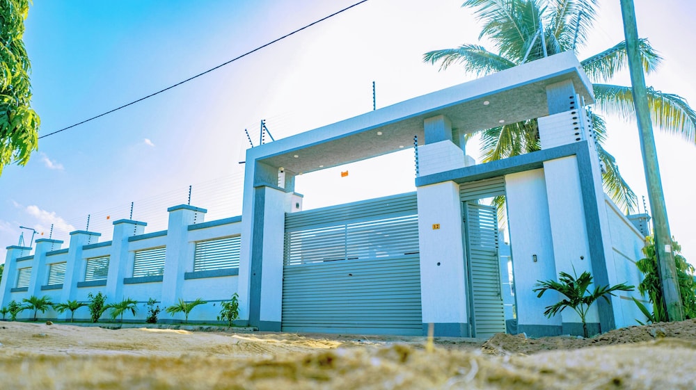 8 Guests 4 Bedrooms Dar Es Salaam City in Dar Es Salaam, Tanzania