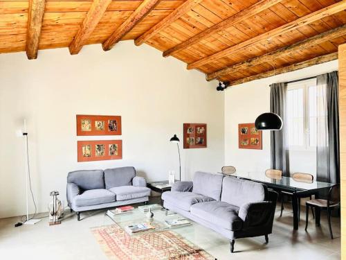 Loft Palermo Centro con terrazzo. Free parking — 4-Star Luxury Hotel in Palermo, Italy