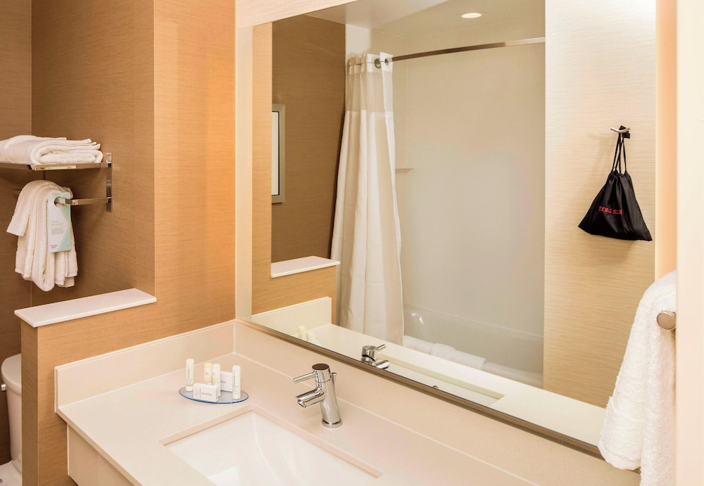 Fairfield Inn & Suites by Marriott Pittsburgh North McCandless Crossing - photo 23