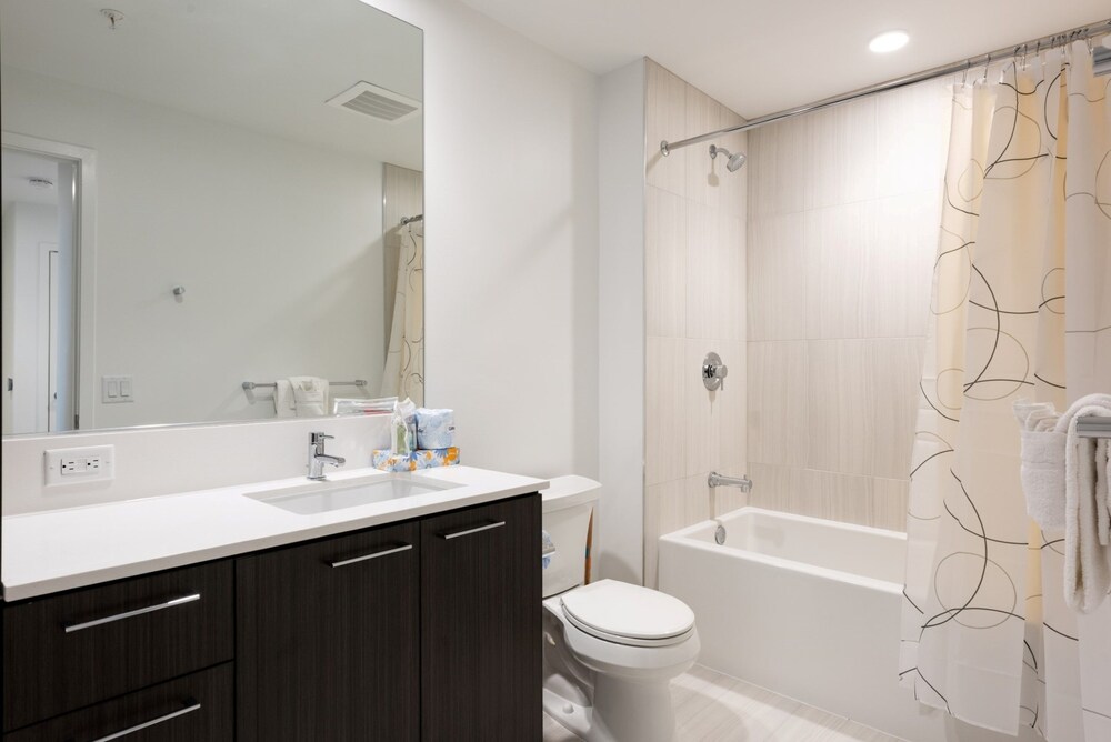 Global Luxury Suites at Reston Town Center - photo 75