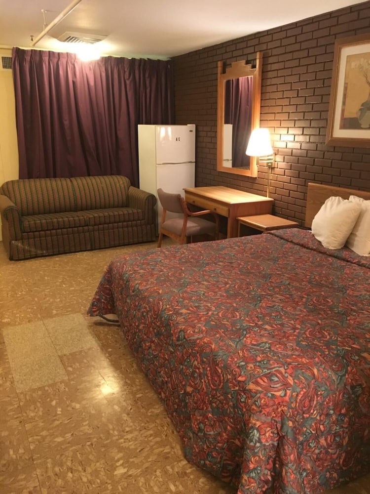 Americas Premier Inn - featured photo