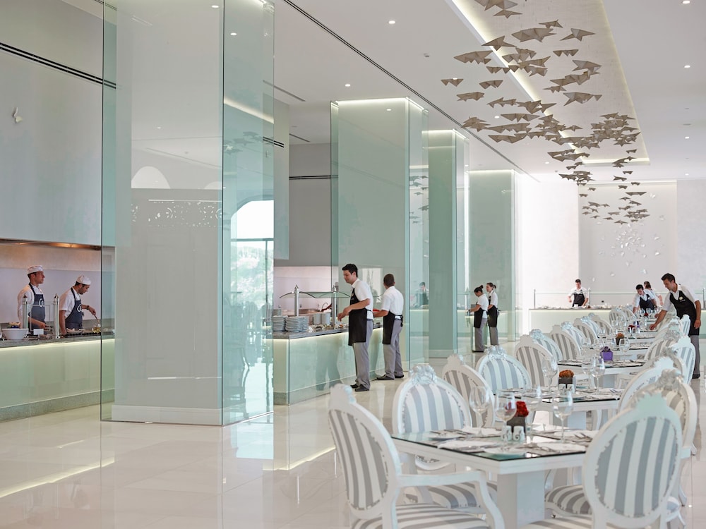 מזון ומשקאות