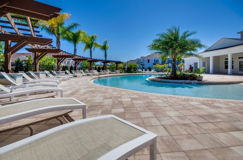 8951Sd — 4-Star Luxury Hotel in Kissimmee, United States