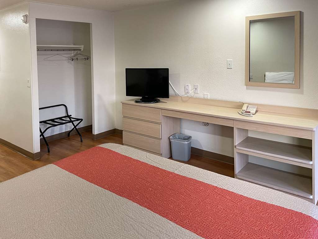 Motel6 Hagerstown MD - photo 9