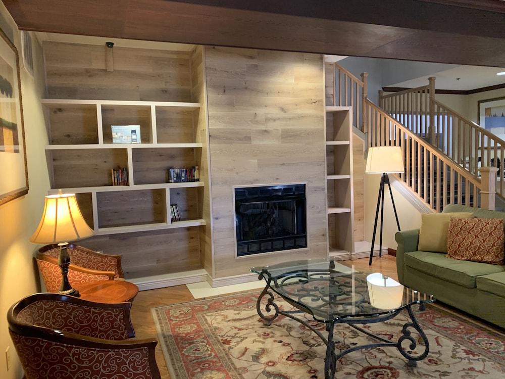 Country Inn & Suites By Radisson Kearney NE - photo 28