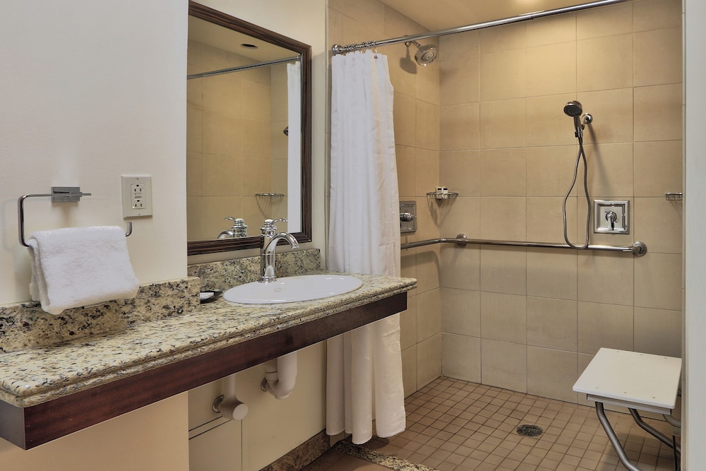 Sheraton Albuquerque Uptown - photo 16