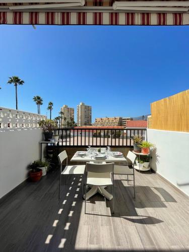 Apartment Soleil Altamar — 4-Star Luxury Hotel in Playa De Las Americas, Spain