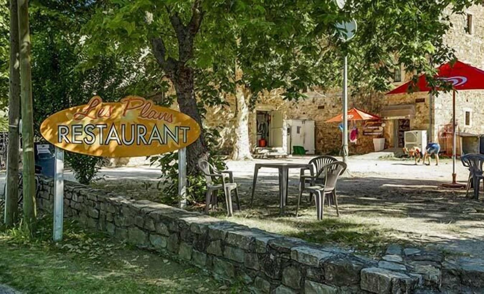 Camping Les Plans — 4-Star Luxury Hotel in Saint-Jean-Du-Gard, France
